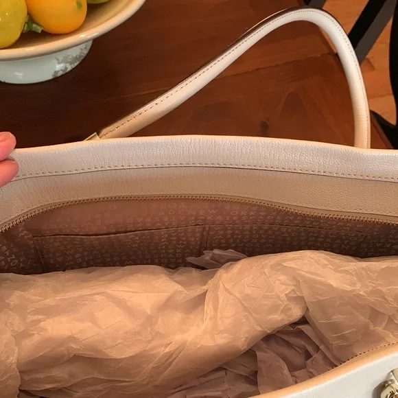 NWT! Kate Spade Longacre Court Tote - Picture 7 of 9